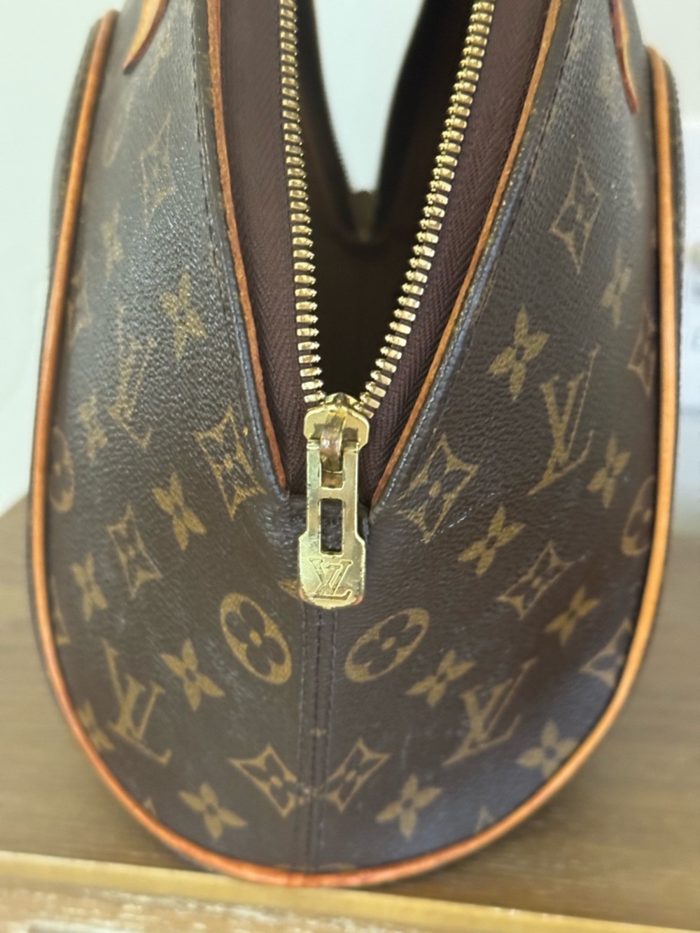 Louis Vuitton Eclipse Bowler Bag mm - Picture 2 of 7